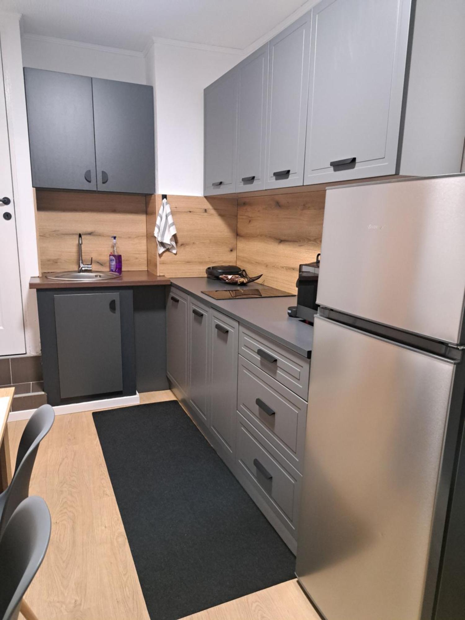 Studio With Free Parking In The Center - Deliamo 3 锡比乌 外观 照片