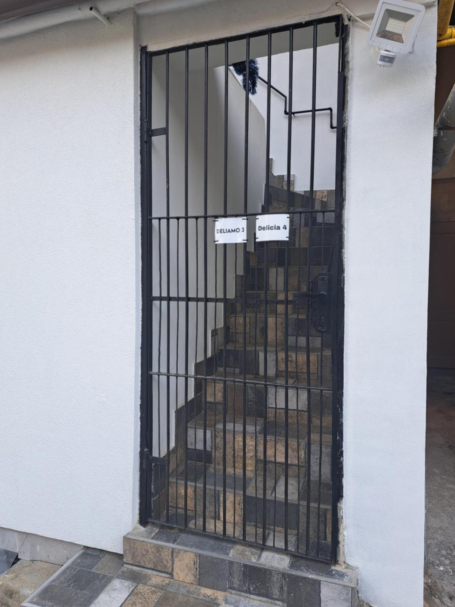 Studio With Free Parking In The Center - Deliamo 3 锡比乌 外观 照片