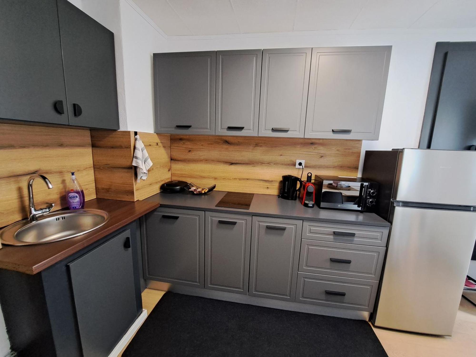 Studio With Free Parking In The Center - Deliamo 3 锡比乌 外观 照片